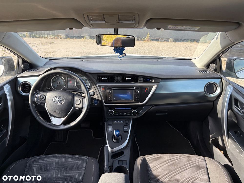 Toyota Auris - 9