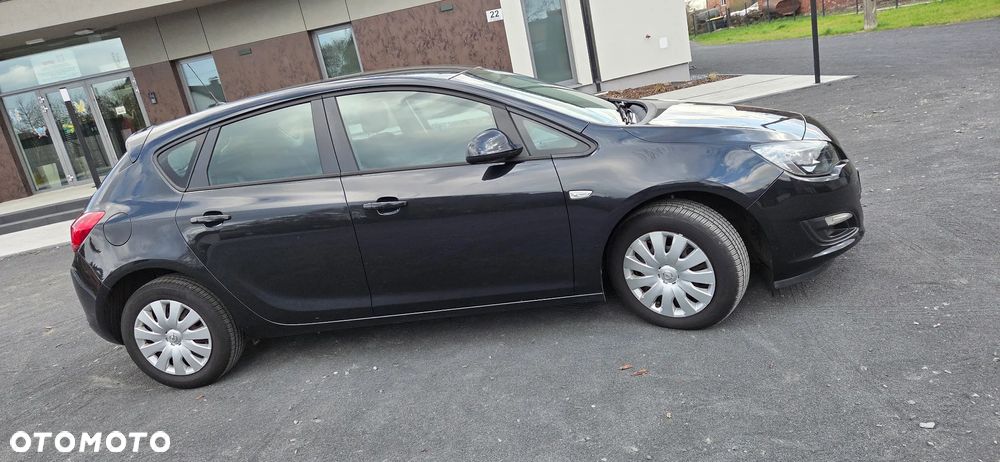 Opel Astra 1.4 Turbo Style - 4