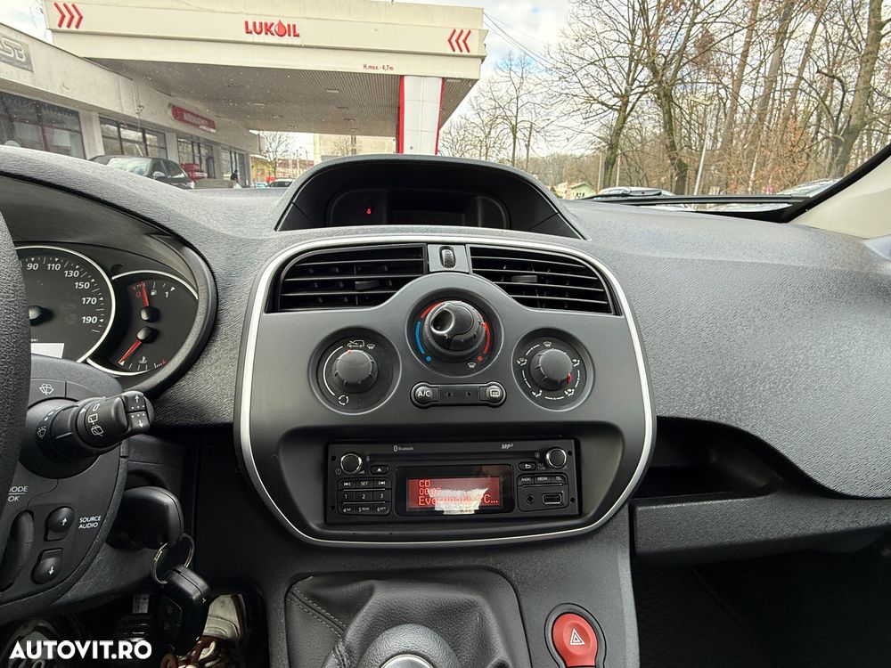 Renault Kangoo ENERGY dCi 90 FAP Start & Stop Happy Family - 19