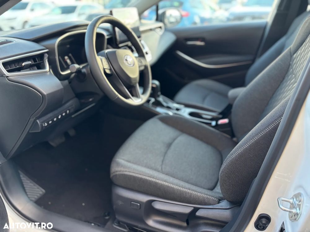 Toyota Corolla 1.8 HSD Business - 15