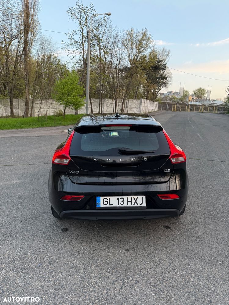 Volvo V40 D2 Aut. Momentum - 6