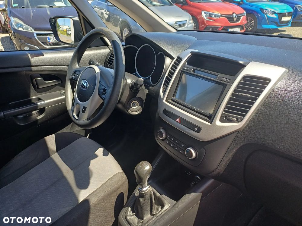 Kia Venga 1.4 CVVT Edition 7 - 10