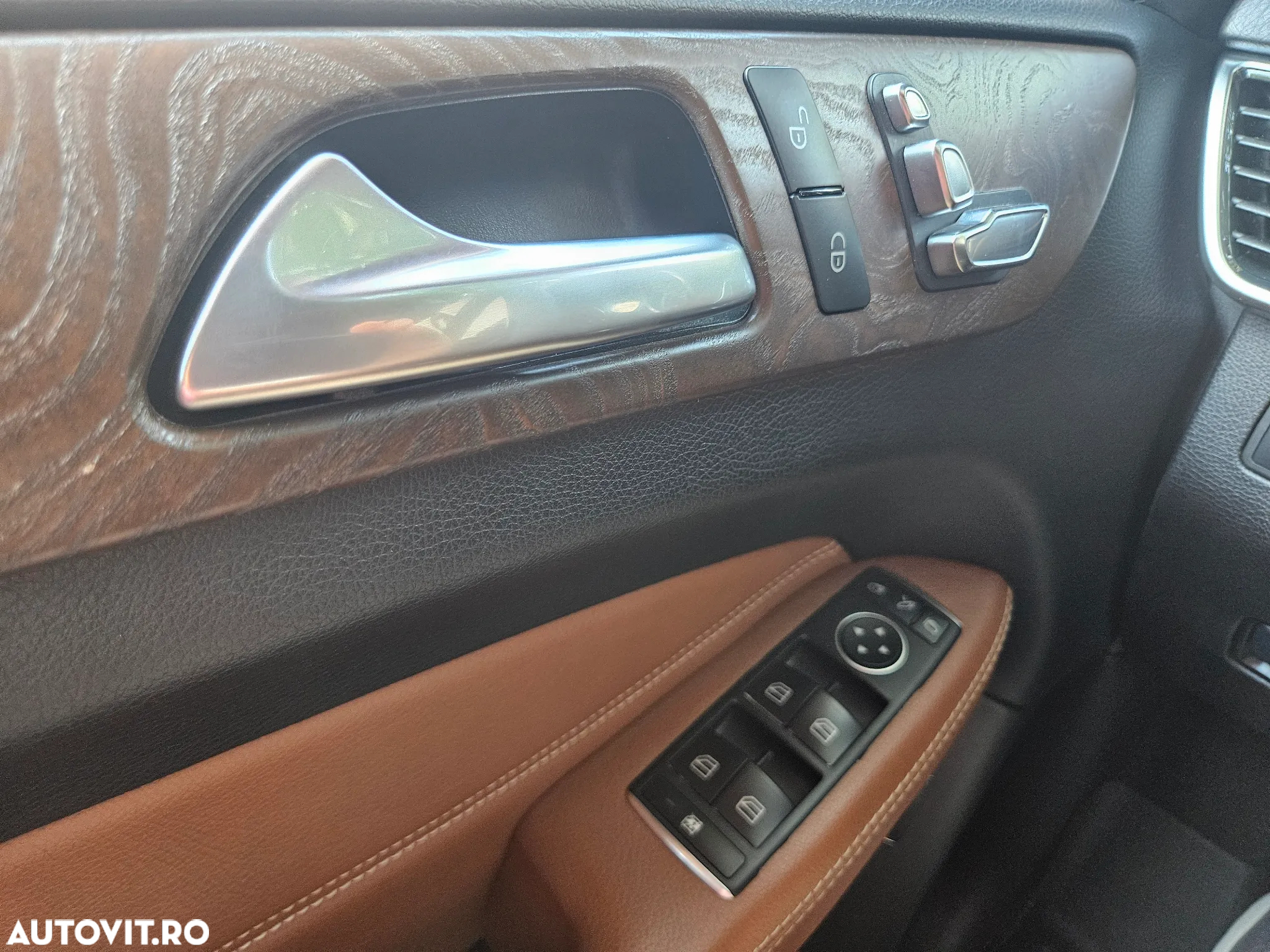 Mercedes-Benz GLE 350 d 4MATIC - 11