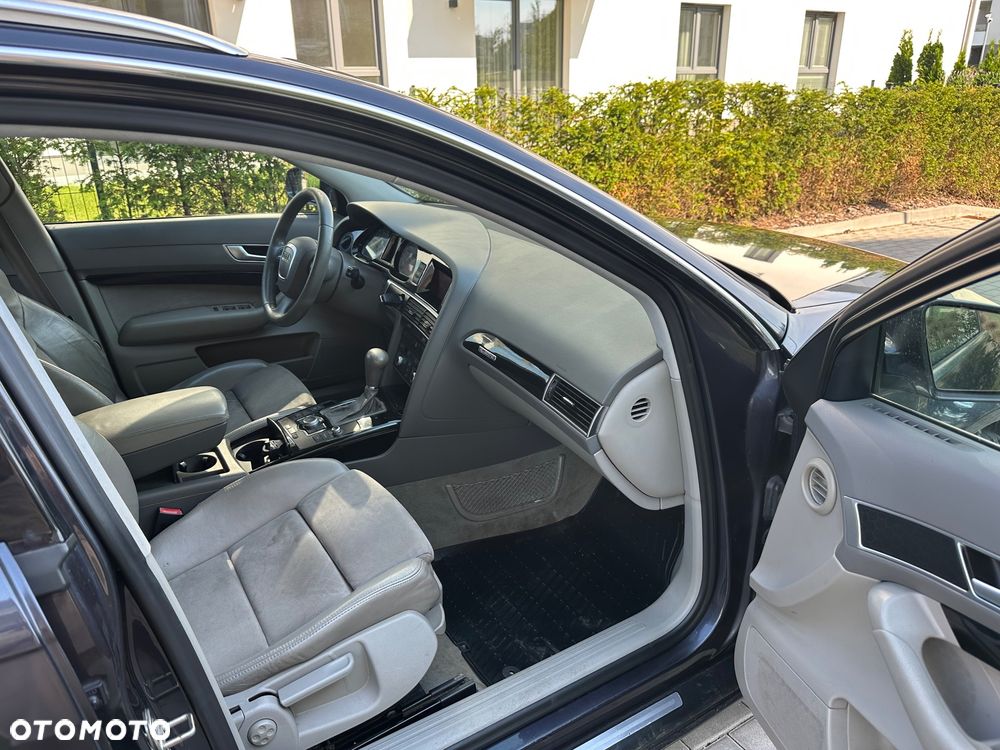 Audi A6 Avant 2.7 TDI DPF quattro tiptronic - 14
