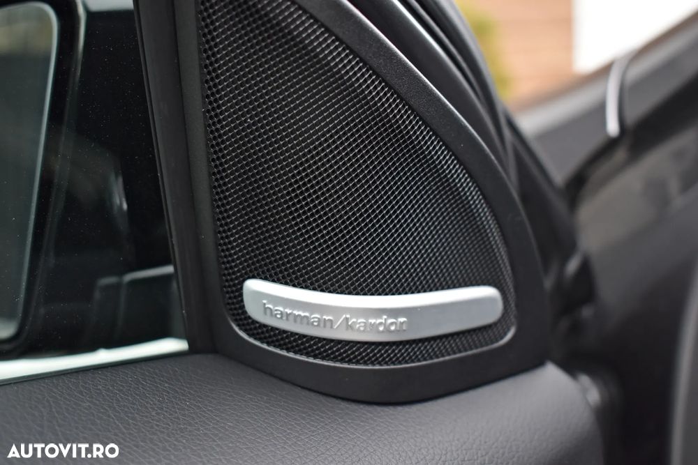 Mercedes-Benz A 220 4Matic 7G-DCT AMG Line - 28