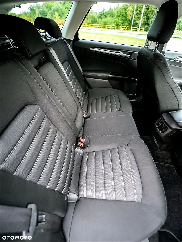 Ford Mondeo - 8