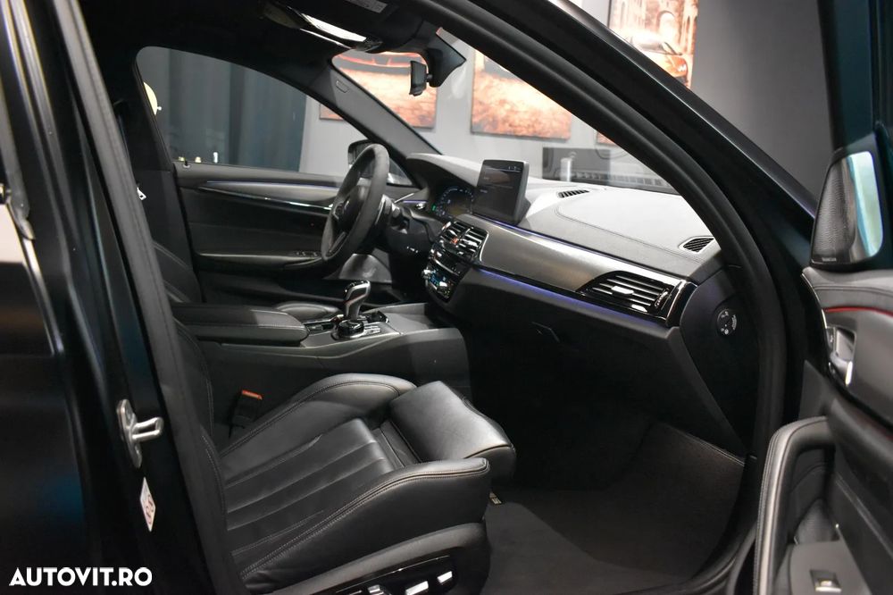 BMW M5 Competition - 32