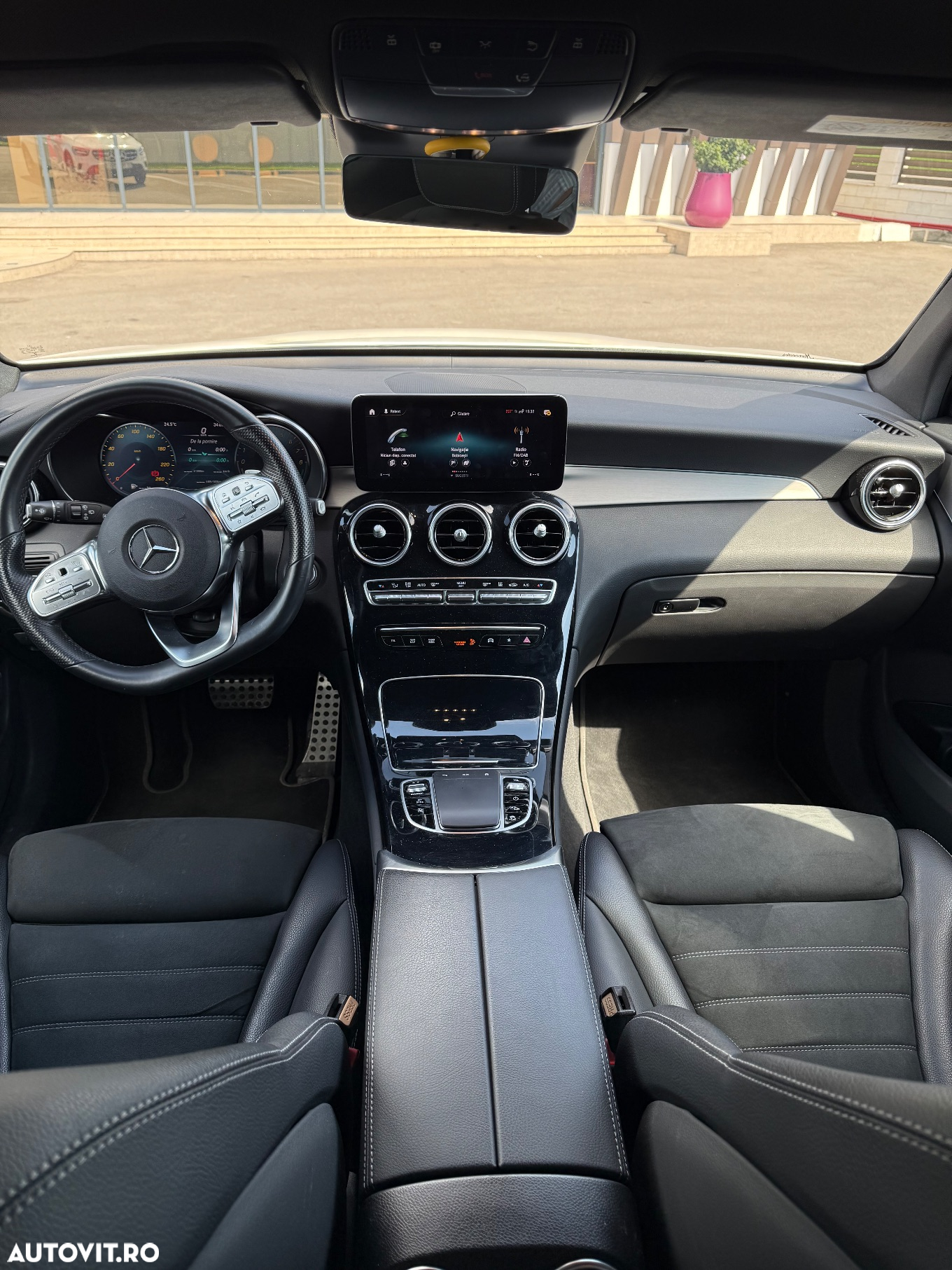 Mercedes-Benz GLC 300 e 4Matic 9G-TRONIC Exclusive - 7