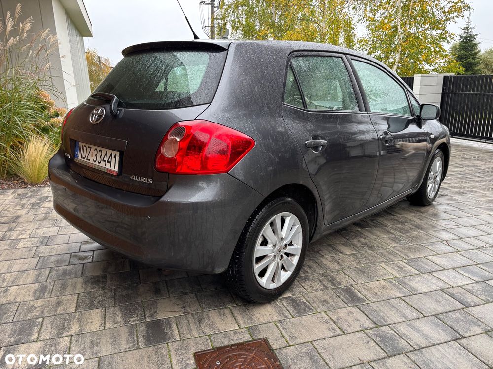 Toyota Auris 1.6 VVT-i Premium MM - 8