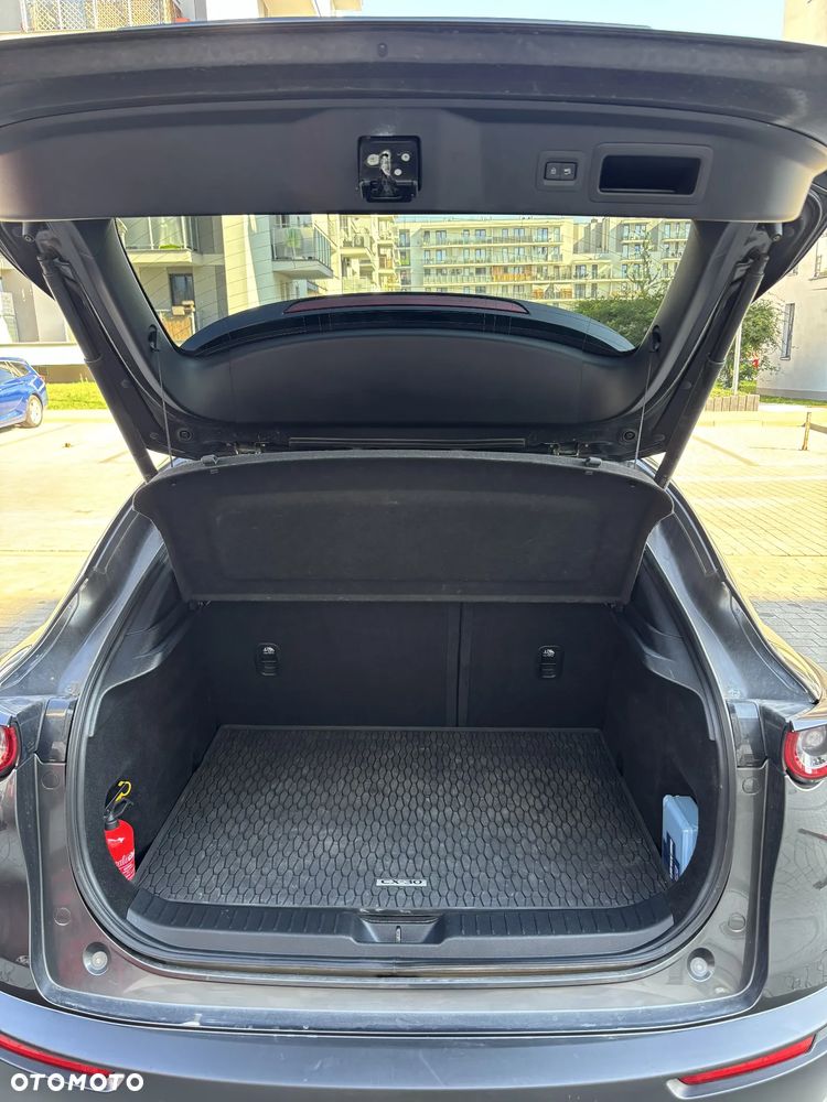 Mazda CX-30 2.0 mHEV Hikari 2WD - 9