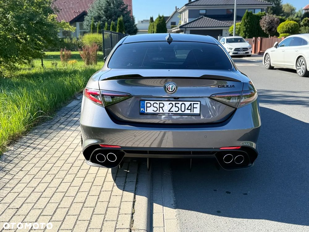 Alfa Romeo Giulia 2.9 Bi Turbo V6 Quadrifoglio - 35