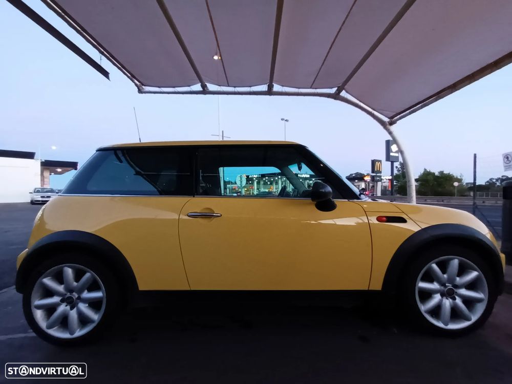 MINI 3 Portas One 1.6 - 13
