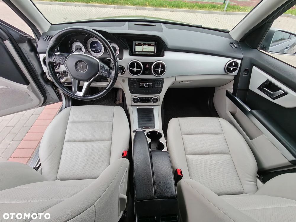 Mercedes-Benz GLK 250 CDI DPF 4Matic BlueEFFICIENCY 7G-TRONIC - 21