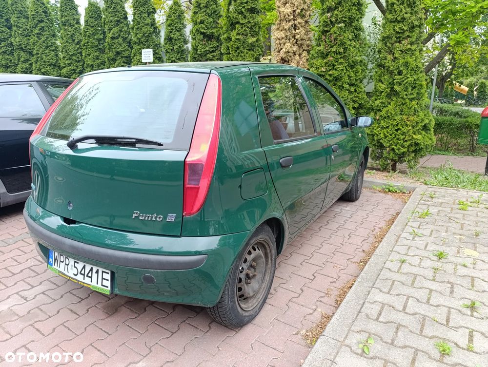 Fiat Punto 1.4 16V Dynamic - 4