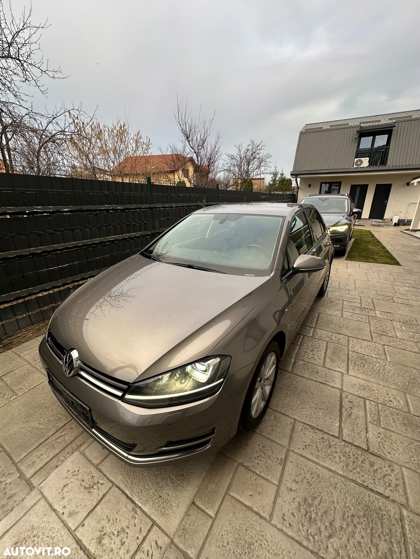 Volkswagen Golf 1.6 TDI BMT Highline - 8