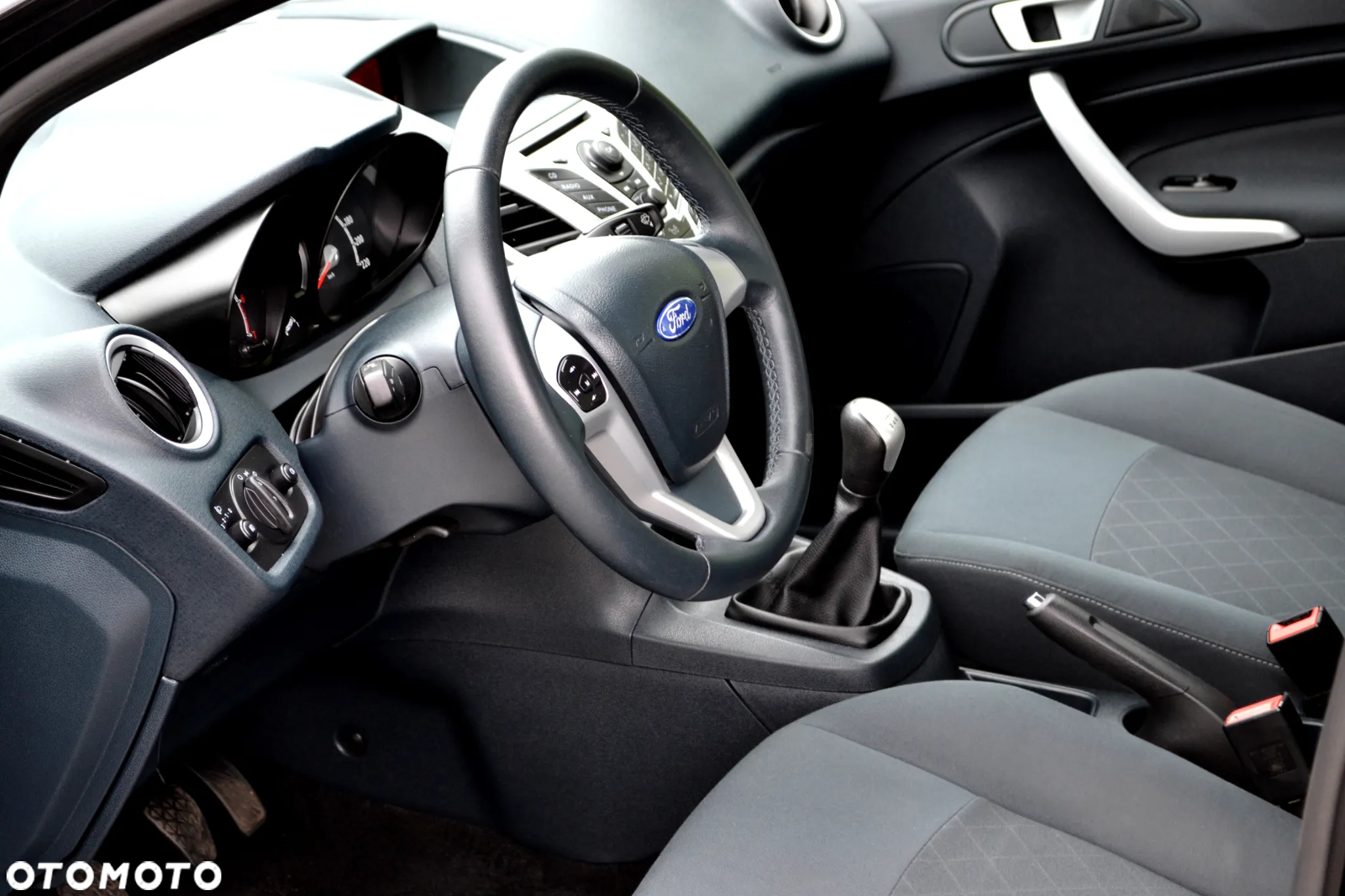 Ford Fiesta 1.25 Champions Edition - 16