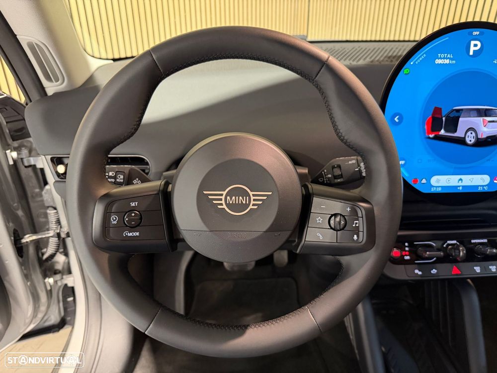 MINI 3 Portas Cooper SE Essential - 9