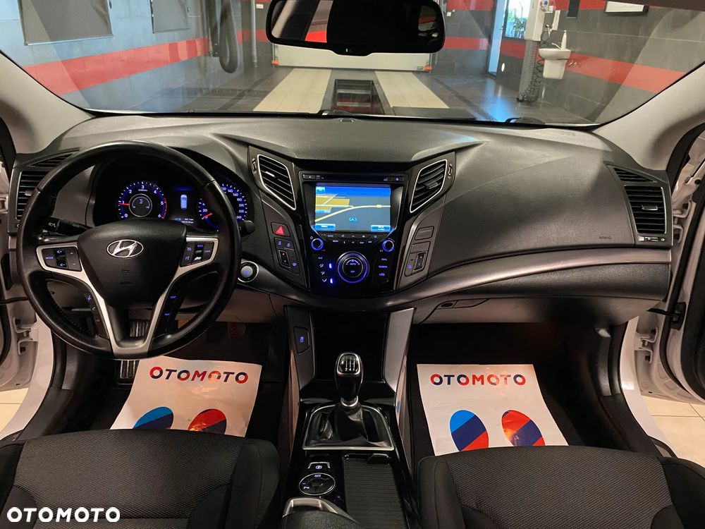 Hyundai i40 Kombi 1.7 CRDi Style - 19