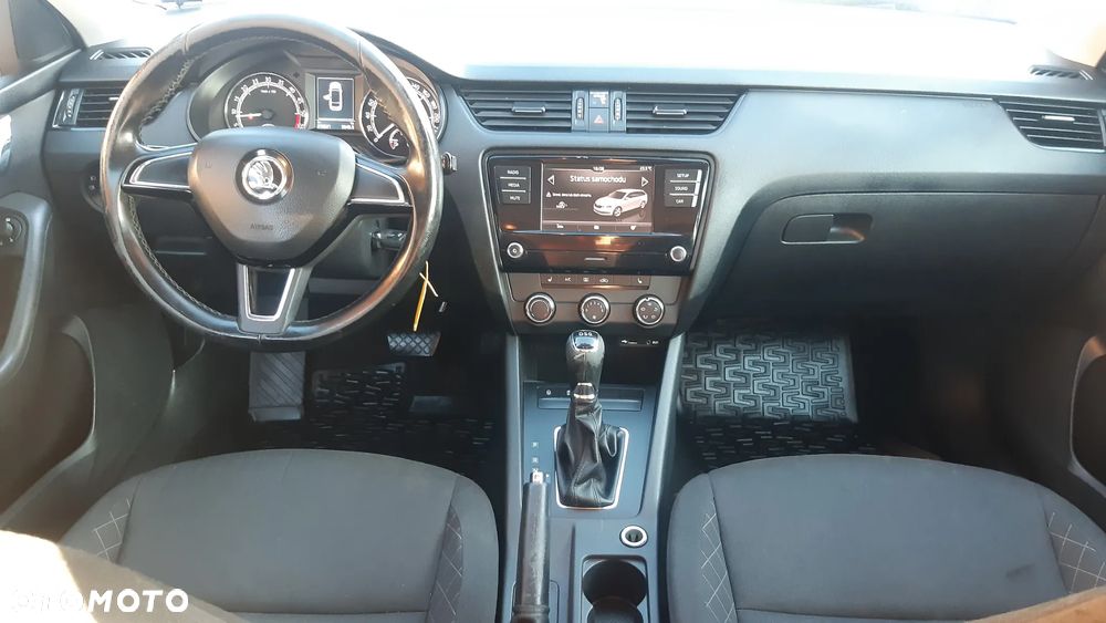 Skoda Octavia 1.6 TDI DSG Ambition - 25