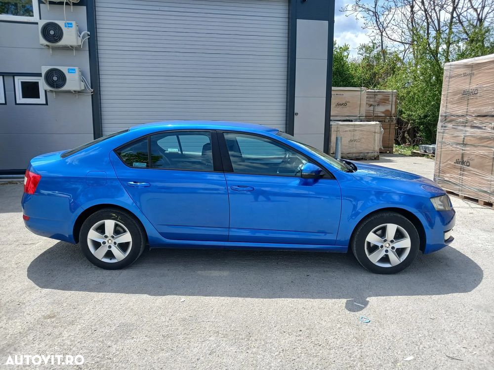 Skoda Octavia 2.0 TDI (Green tec) Style - 3
