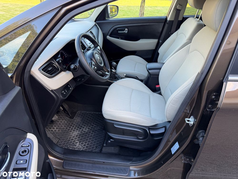 Kia Carens 1.7 CRDi Edition 7 - 13