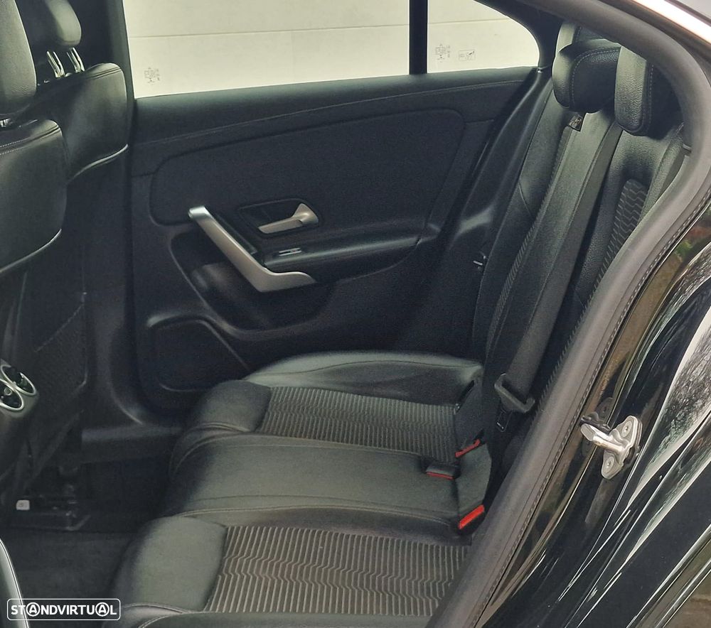 Mercedes-Benz CLA 200 7G-DCT Progressive - 16