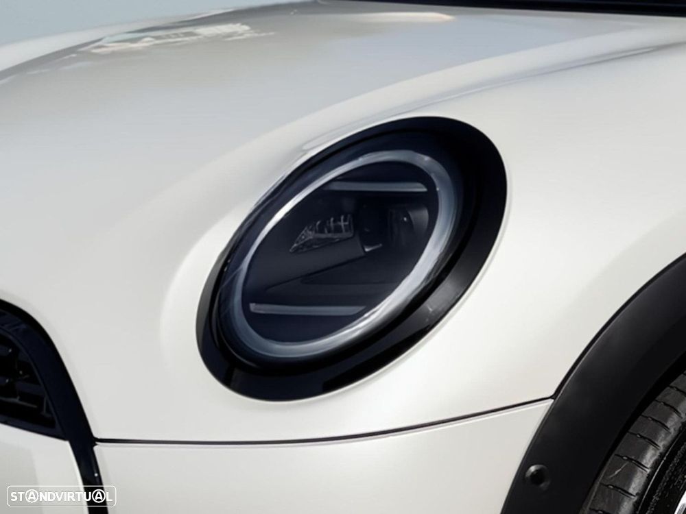 MINI 5 Portas Cooper Auto - 3