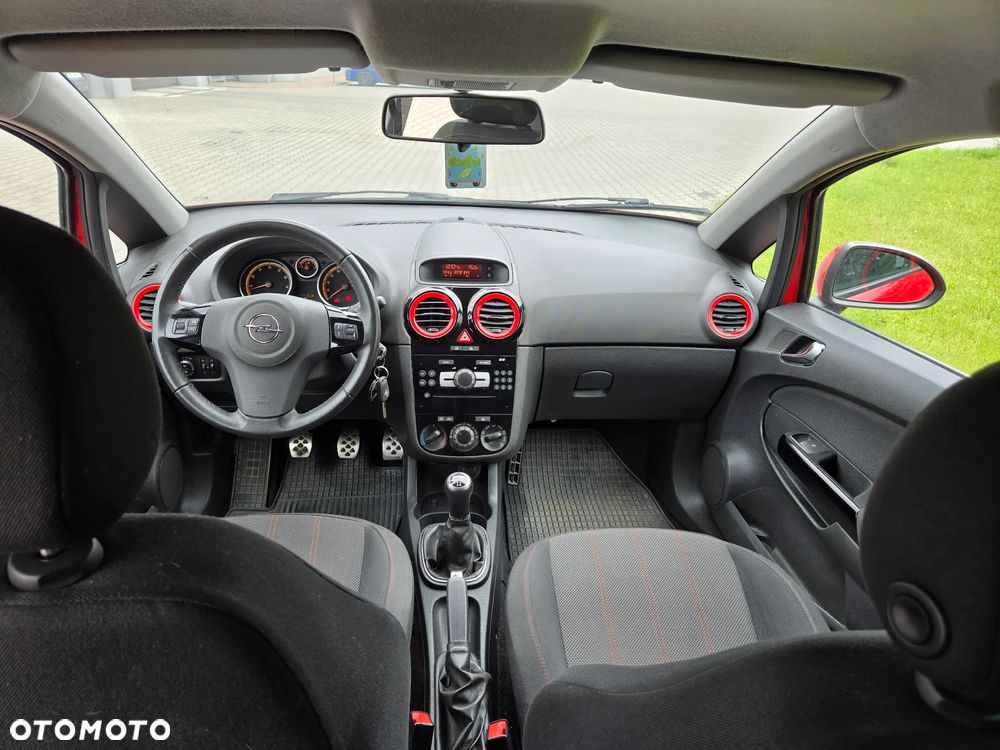 Opel Corsa 1.4 16V 150 Jahre - 13