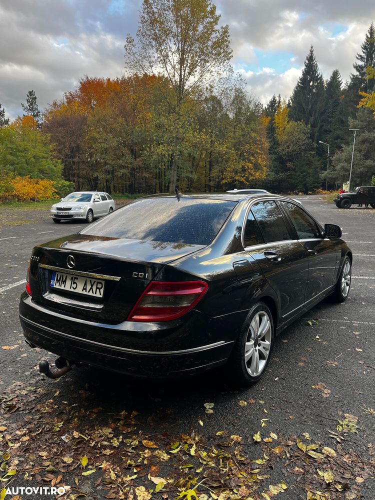 Mercedes-Benz C - 4