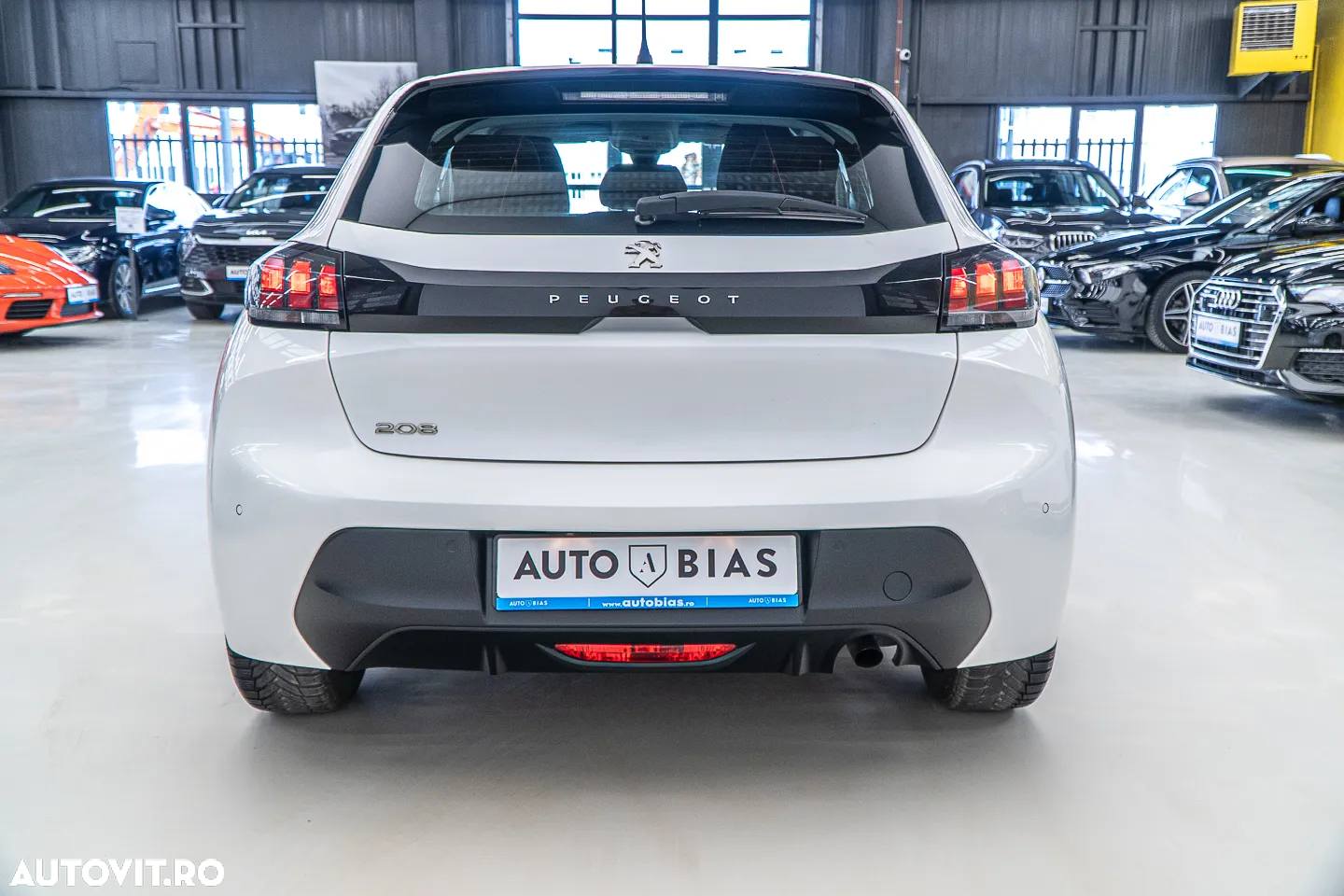 Peugeot 208 PureTech 75 Allure Pack - 26