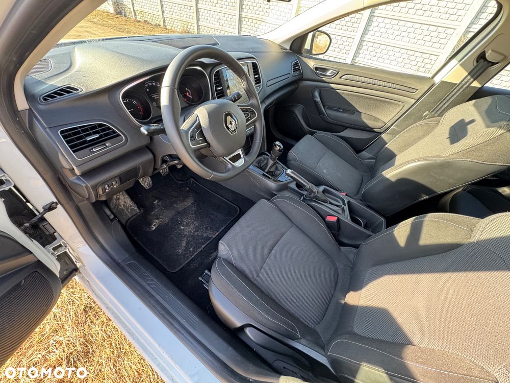 Renault Megane 1.2 Energy TCe Intens - 6