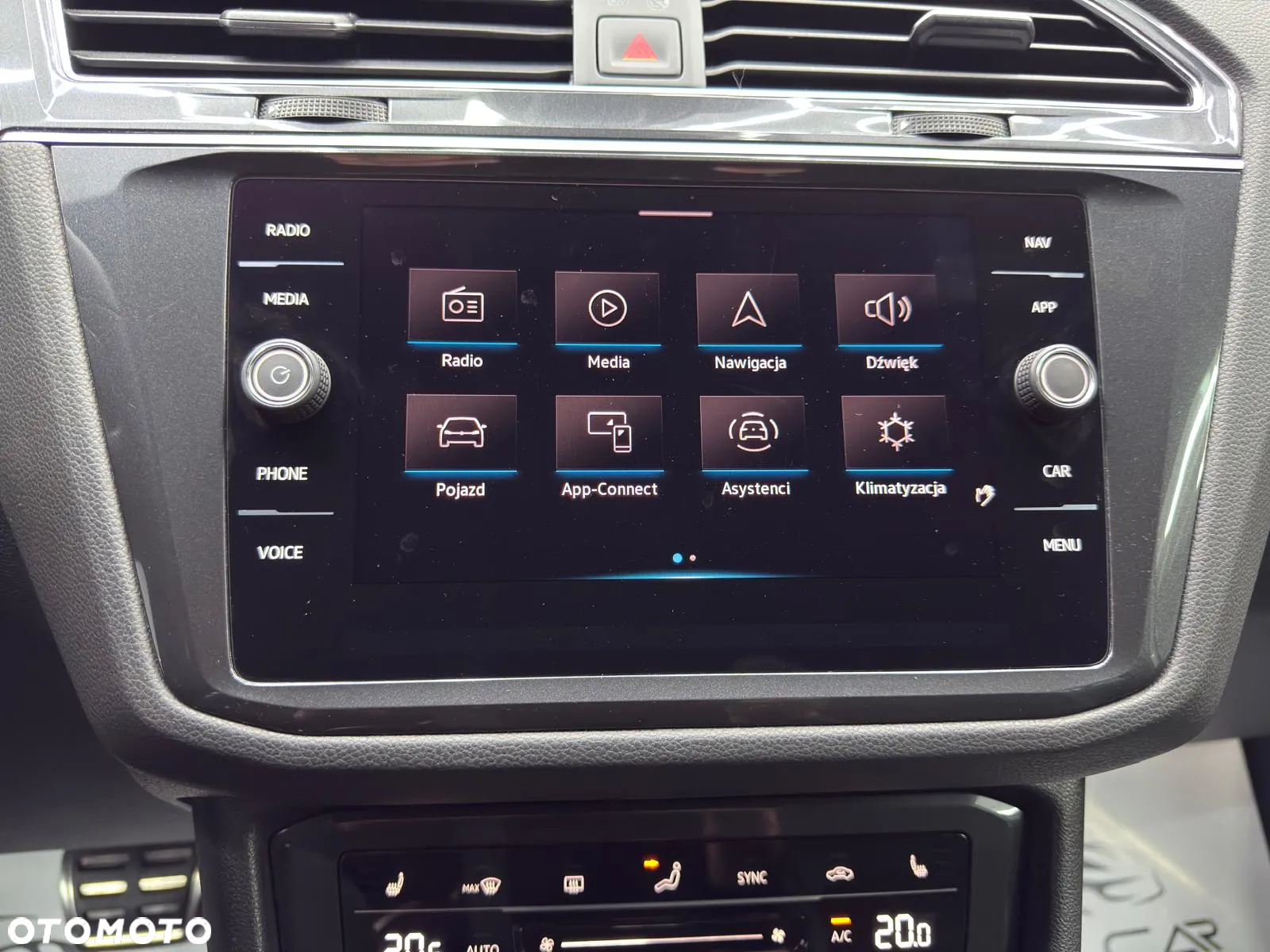 Volkswagen Tiguan 2.0 TDI SCR 4MOTION DSG R-Line - 18