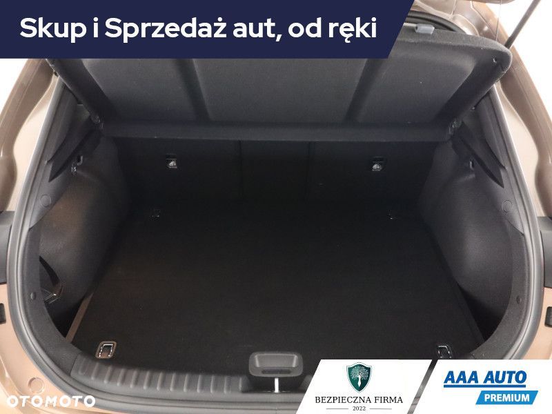 Kia XCeed - 16
