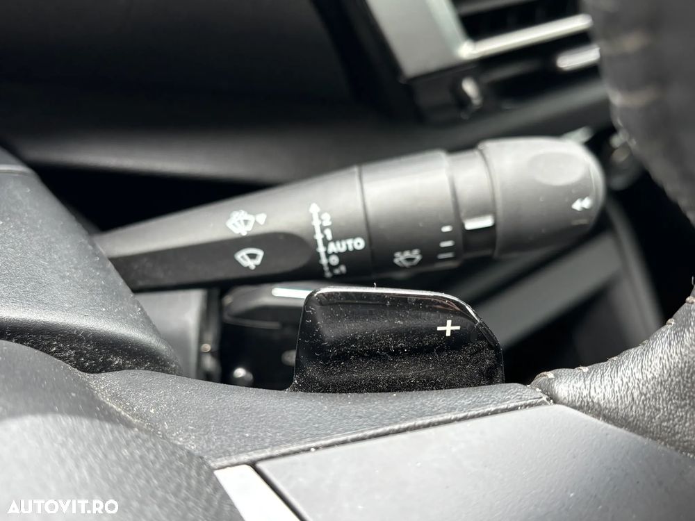 Citroën C4X 1.2 PureTech S&S EAT8 Feel - 23