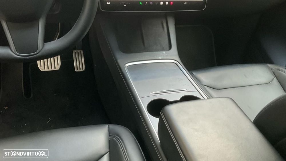 Tesla Model Y Performance Dual Motor AWD - 6