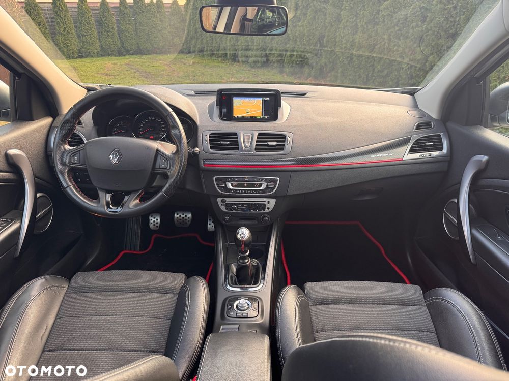 Renault Megane dCi 160 FAP GT - 31