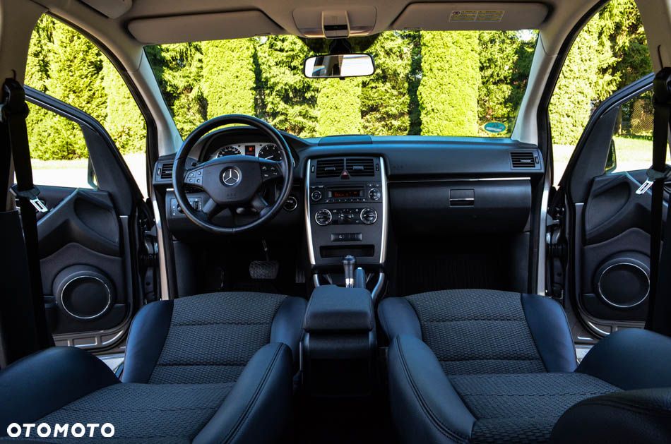 Mercedes-Benz Klasa B - 37