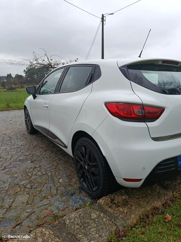 Renault Clio (Energy) dCi 90 Bose Edition - 6