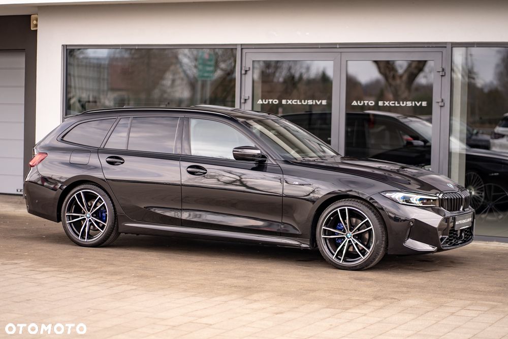 BMW Seria 3 320d xDrive M Sport Shadow sport - 16