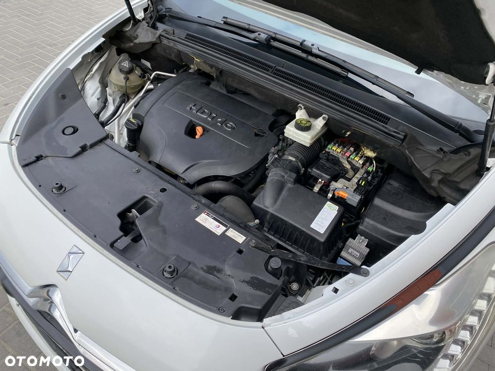 Citroën DS5 HDi 165 SportChic - 28