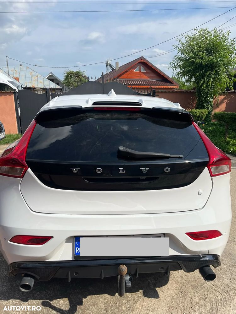 Volvo V40 - 2