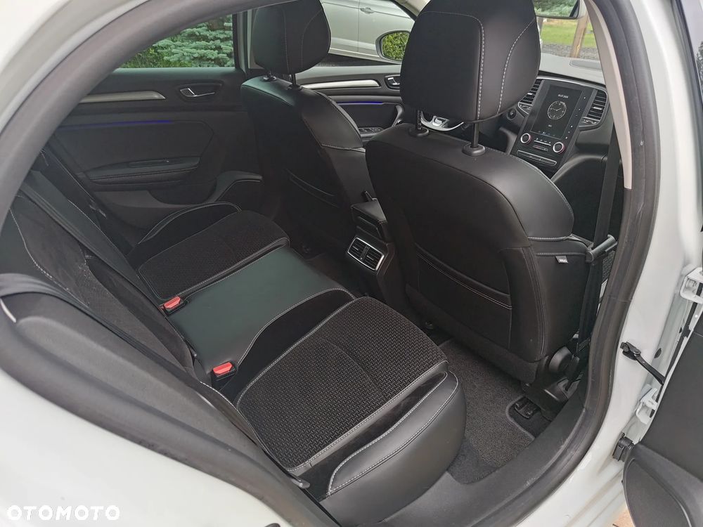 Renault Megane ENERGY TCe 130 EDC INTENS - 13