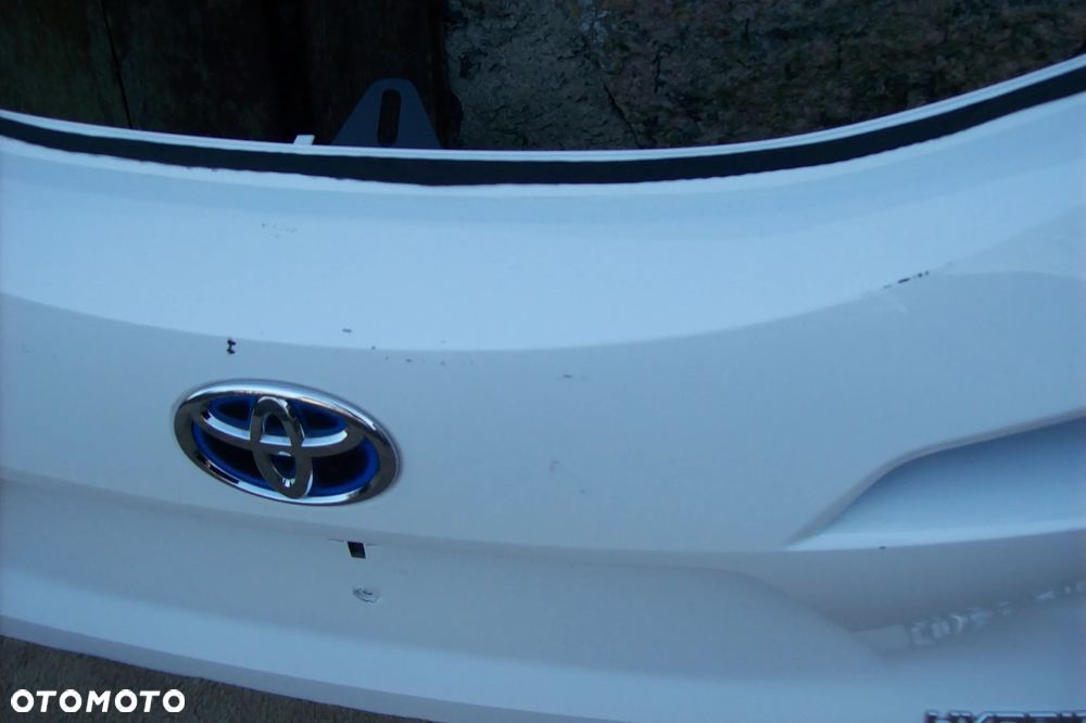 tylna klapa bagażnika toyota corolla e-21 kombi - 5