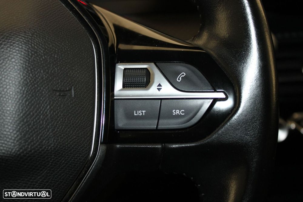 Peugeot 208 1.2 PureTech Active - 13