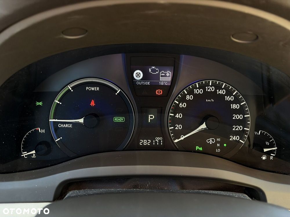 Lexus RX - 21