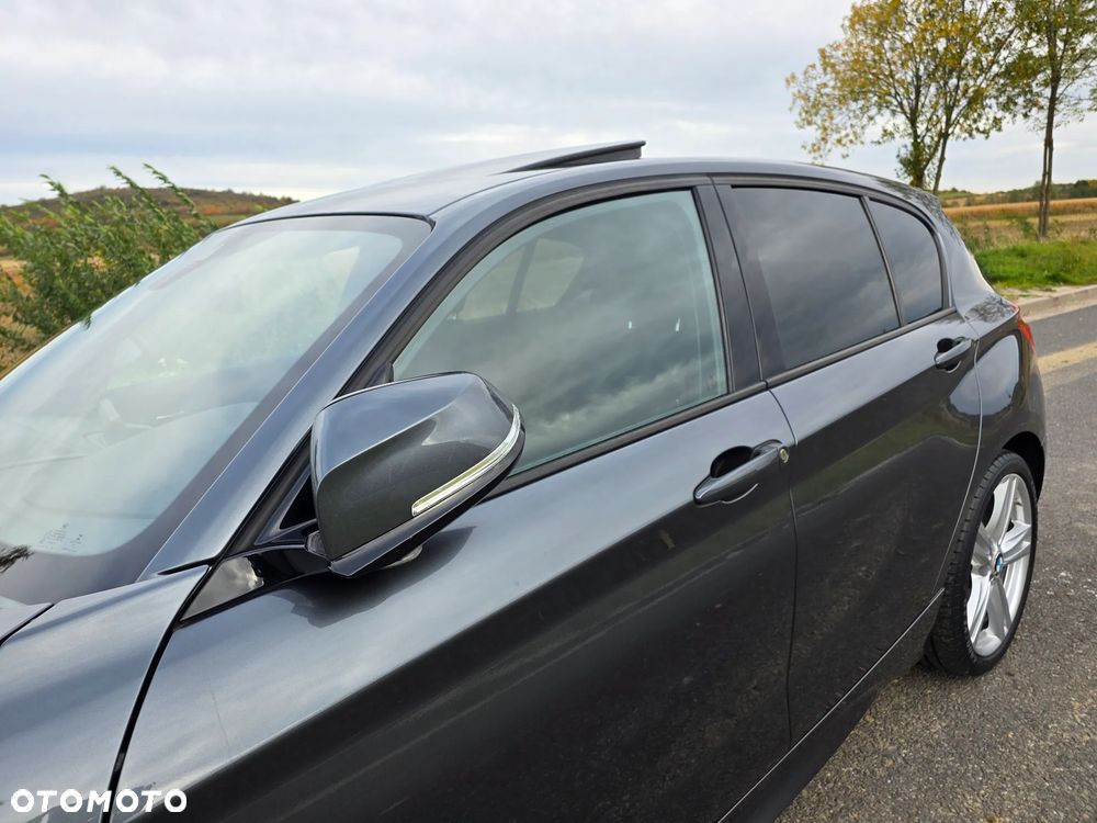 BMW Seria 1 120d xDrive BluePerformance Sport Line - 32
