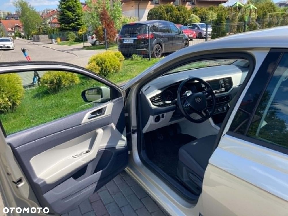 Volkswagen Polo 1.0 TSI Comfortline - 3