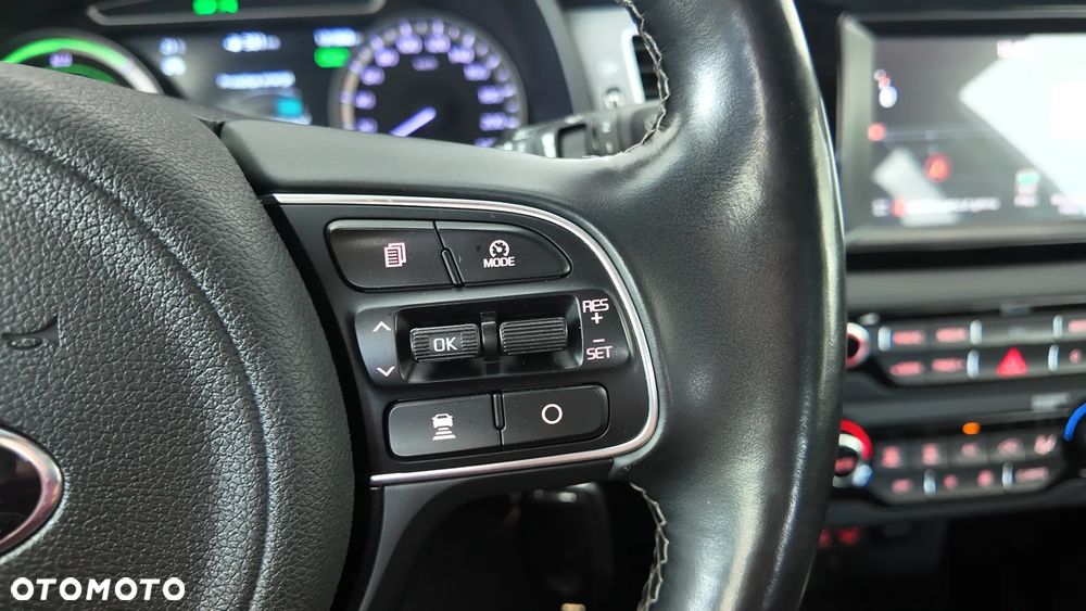 Kia Niro 1.6 GDI PHEV 2WD Vision - 29