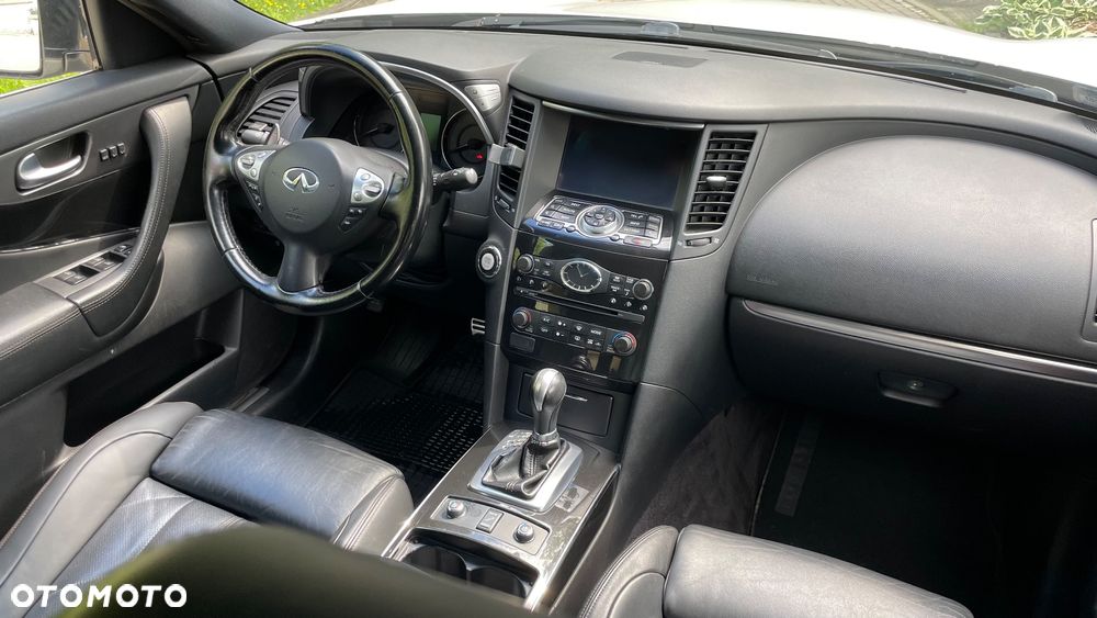 Infiniti FX FX30d GT Premium - 8