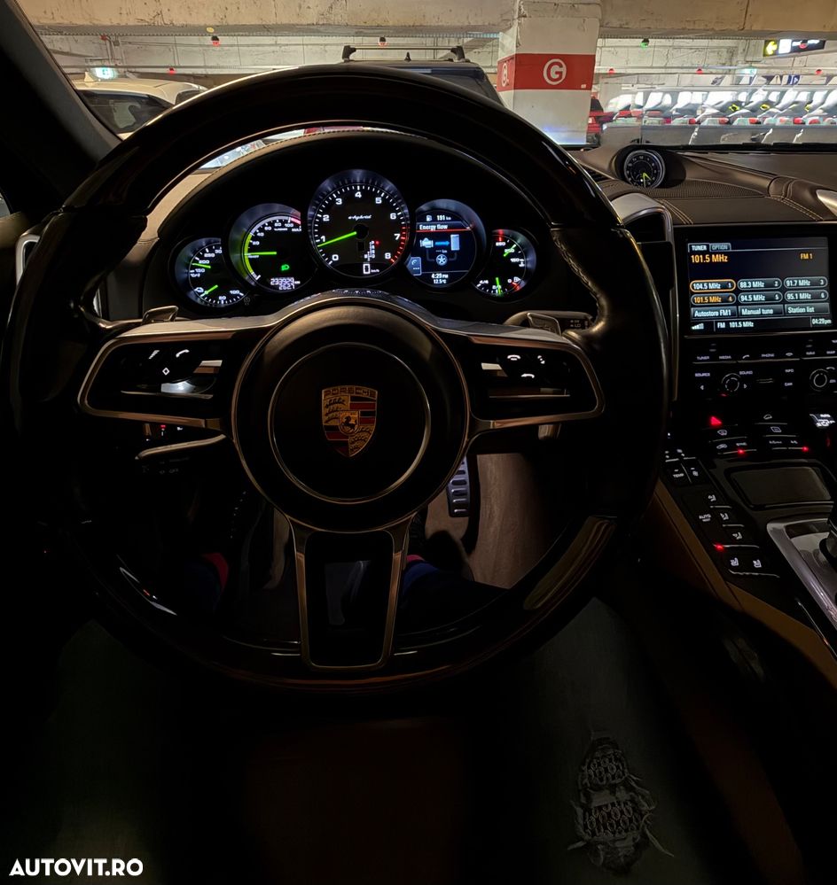 Porsche Cayenne S E-Hybrid Platinum Edition - 20